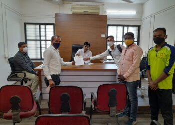 डॉ. महेश मोरे प्रकरणी सी.बी. आय.चौकशी करा :  एकलव्य आदिवासी युवा संघटनेची मागणी