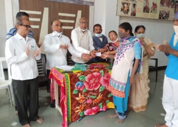 तळोदा येथील पालिकेने शहरातील १९५ दिव्यांगाच्या बँक खात्यावर पाच लाख केले वर्ग