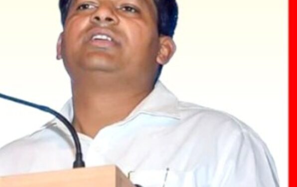 नवापूर येथे कृषीरत्न आबासाहेब मोरे यांच्या उपस्थितीत आज कृषी महोत्सवाचे आयोजन