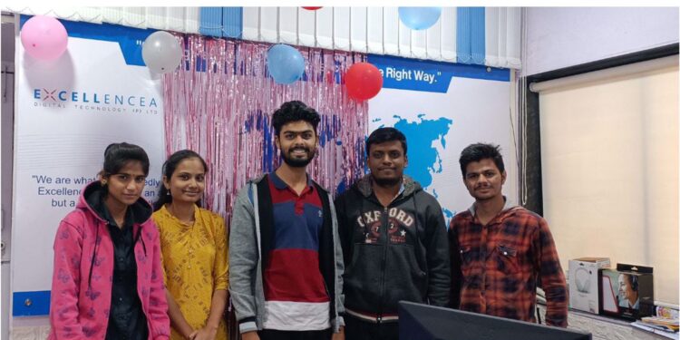 एक्सलंसिया डिजीटल टेक्नॅालॅाजी प्रायव्हेट लिमीटेडचा नंदूरबार येथे ७ वा फाऊंडेशन दिवस साजरा