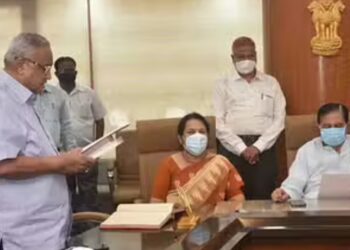 आ.अमरिश पटेल यांनी आज घेतली विधान परिषद सदस्यत्वाची शपथ