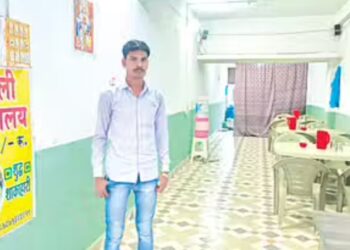 तळोदा येथे निलंबित कंडक्टरने सुरु केले भोजनालय