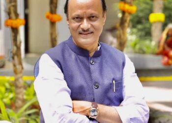 उपमुख्यमंत्री अजित पवार यांच्या यशस्वी मध्यस्थीनंतर राज्य शासकीय कर्मचाऱ्यांची संप मागे घेण्याची तयारी, उद्या घोषणा करण्याची कर्मचारी नेत्यांची माहिती