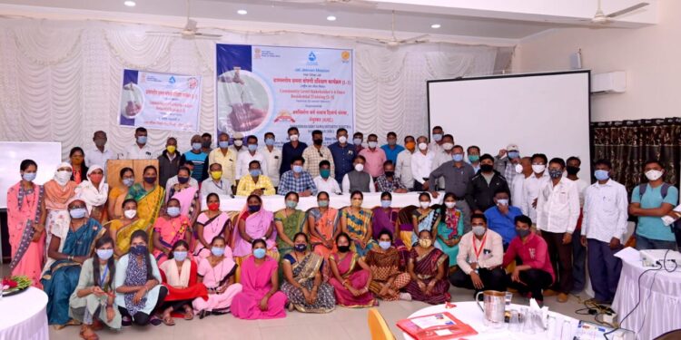 प्रत्येक घरी शुद्ध ,मुबलक पाणी पुरवठ्यासाठी ग्रामीण भागधारकांना प्रशिक्षणातून दिले जात आहेत धडे
