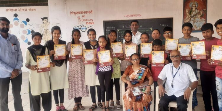 म्हसावद येथे प.पू.सती गोदावरी माध्यमिक विद्यालयात चित्रकला स्पर्धेत 27 विद्यार्थ्यांचा सहभाग