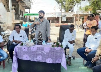 जलजीवन मिशन अंतर्गत मांजरे गावात जलकुंभाचे भूमिपूजन, कालिका माता मंदिराचा सुशोभीकरणासाठी प्रयत्न करणार; जि.प उपाध्यक्ष ॲड राम रघुवंशी