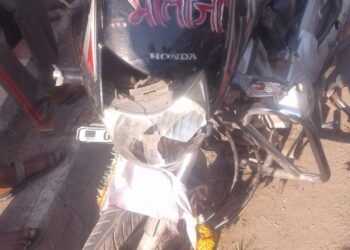 सावखेडा गावाजवळ दुचाकीला टाटासुमोची धडक, अपघातात दोघे ठार