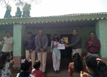 राज्यस्तरीय चित्रकला स्पर्धेत वनवासी विद्यालयाचे यश