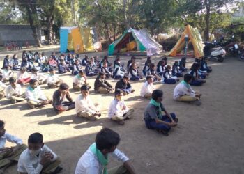फेस येथील श्रीकृष्ण माध्यमिक विद्यालयात दोन दिवसीय स्काऊट-गाईड शिबीर उत्साहात