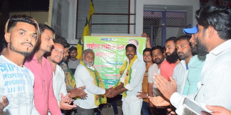 पक्ष उभारणीसाठी सक्रीय कार्यकर्त्यांना संघटीत करा : काशिनाथ शेवते