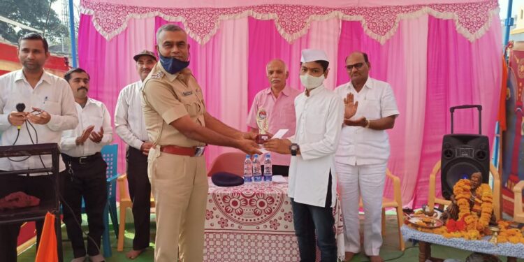 म्हसावद येथे शिवप्रतिष्ठाण हिंदुस्थानतर्फे छत्रपती शिवाजी महाराज जयंती साजरी