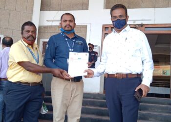 प्रा.शिक्षकांच्या जिल्हाअंतर्गत बदल्या पारदर्शक करा, मुख्य कार्यकारी अधिकारी यांना प्रहार शिक्षक संघटनेने निवेदन