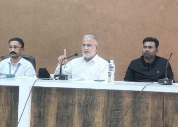 पालिकेकडून १ मार्चपासून कर वसुलीसाठी धडक मोहीम; कामात दिरंगाई करणाऱ्या कर्मचाऱ्यांची वेतनवाढ रोखणार :  माजी आ. चंद्रकांत रघुवंशी