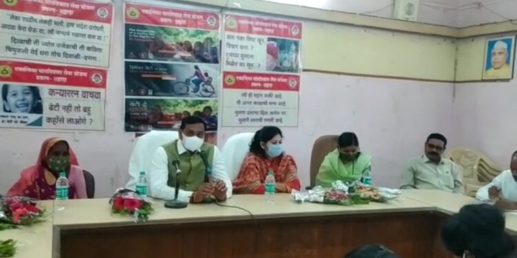 शहादा तालुक्यातील अंगणवाडी सेविका व मदतनीस यांना जि. प.अध्यक्षा ॲड. सीमा वळवी याच्या हस्ते नियुक्ती आदेश वाटप