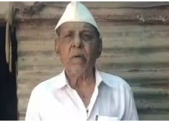 चोरट्यांनी चक्क कोरोनाने मृत झालेल्या महिलेची सानुग्रह रक्कम पळविली,वृद्ध पती ढसाढसा रडत बसला