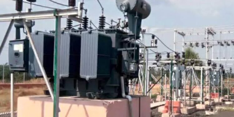 जयनगर विद्युत उपकेंद्रावर अतिरिक्त भार पडत असल्यामुळे शेतीला विजेचा अपुरा पुरवठा, नवीन विद्युत उपकेंद्राची मागणी