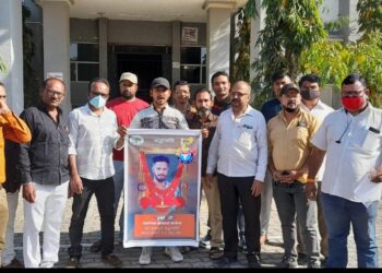 शिमोगा येथील हत्त्येचा विश्व हिंदू परिषदेतर्फे निषेध जिल्हाधिकार्‍यांना निवेदन