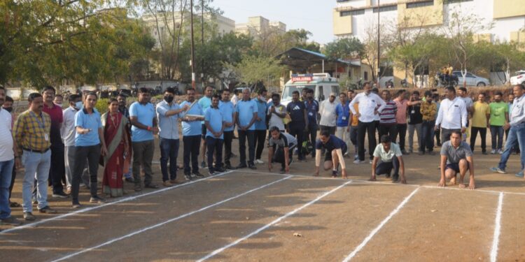 नंदूरबार जिल्हा परिषदेच्या क्रीडा उत्सवाचे उपाध्यक्ष ॲड.राम रघुवंशी यांच्या हस्ते उद्घाटन