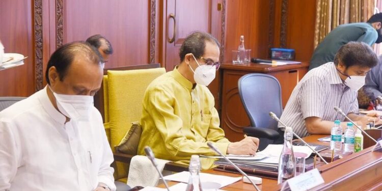 राज्यात आता होणार मास्क पासून मुक्ती, कोरोनाचे सर्व निर्बंध उठवण्यावर एकमत