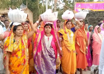 दाब येथील होब यात्रेला सुरुवात, आदिवासी कुलदेवता याहामोगी मातेचे हजारो भाविकांनी घेतले दर्शन