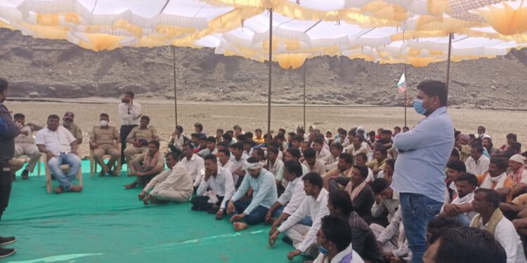 सावऱ्यादिगर 10 वर्षांपासून रखडलेल्या पुलाच्या कामाचा अखेर मिळाला मुहूर्त