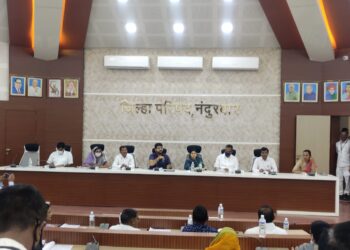 जिल्ह्यात सध्या औषधांचा तुटवडा, जि.प. सभेत  स्थायी समिती सभेत पदाधिकाऱ्यांकडून अधिकाऱ्यांच्या कार्यपध्दतीवरच ताशेरे