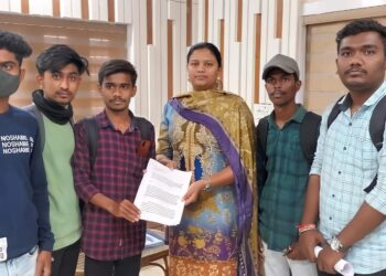 फार्मसी कौन्सिल ऑफ इंडियाने लाववेल्या एक्झिट एक्झाम टेस्ट विरोधात विद्यार्थ्यांनी आंदोलनाचा पवित्रा