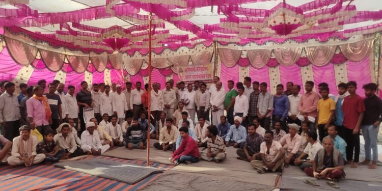 सातपुड्यातील होळी उत्सवाची लगबग सुरू, महापंचायतची बैठक, 17 मार्च रोजी काठी येथील राजवाडी होळी