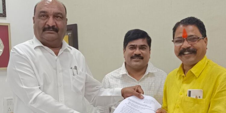 शिवसेना जिल्हाप्रमुख आमश्या पाडवी यांच्या प्रयत्नातून नंदुरबार जिल्ह्यासाठी ६ कोटी रुपयांचा निधी मंजूर