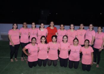 ओमकार योग स्टूडियोतर्फे महिला दिनानिमित्त योगावर मार्गदर्शन