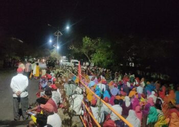 सत्यशोधक ग्रामीण कष्टकरी सभेतर्फे बिऱ्हाड मोर्चा जिल्हाधिकारी कार्यालयावर धडकला,रात्री मोर्चेकऱ्यांचा ठोकला मुक्काम