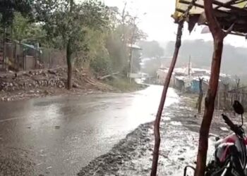 थंड हवेचे ठिकाण तोरणमाळ परिसरात बेमोसमी पावसाची हजेरी