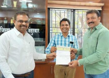 शबरी तथा रमाई घरकुल योजनेचे उद्दिष्ट वाढविण्याबाबत आरपीआय आठवले पक्षाच्या वतीने जि. प.मुख्य कार्यकारी अधिकार्‍यांना निवेदन