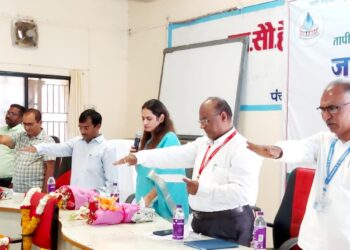 भूजल पातळी वाढविण्यासाठी सर्वांनी प्रयत्न करावेत, जिल्हाधिकारी मनीषा खत्री यांचे आवाहन : जलजागृती सप्ताहाचे उद्घाटन