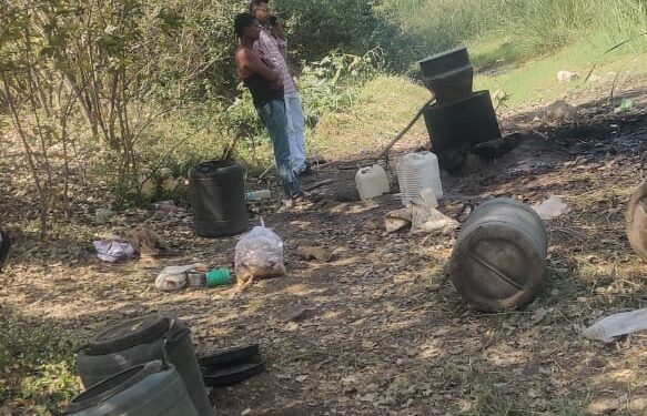 जिल्ह्यात हातभट्टीची दारु निर्मित करणारे व देशी विदेशी दारुची वाहतूक करणाऱ्या 47 गुन्हे  दाखल, 18 लाखांचा मुद्देमाल जप्त