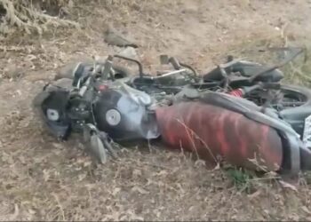 एका अजब चोरीच्या ट्रॅक्टरची गजब गोष्ट