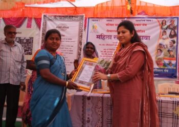 महिलांच्या प्रश्नांना न्याय देण्यासाठी सदैव कटिबद्ध राहणार : जि.प.अध्यक्षा ॲड.सीमा वळवी