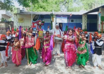 रनाळे जिल्हा परिषद कन्या शाळा झळकली राज्य देशस्तरावर नृत्य सादरीकरण