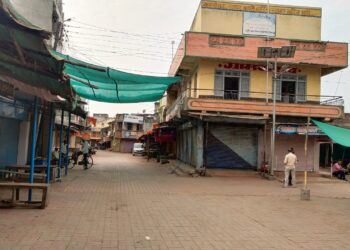 अक्कलकुवा पोलीस प्रशासनाच्या निषेधार्थ खापर गाव बंद, शिवजयंती मिरवणुकीत खंड पडल्याने शिवभक्त संतप्त