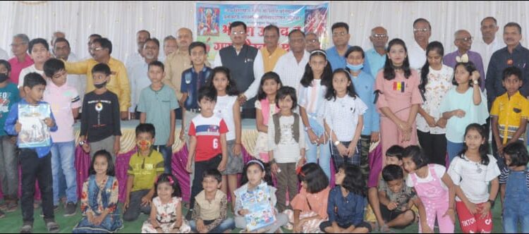 भावसार समाजातर्फे विद्यार्थी गुणगौरव,ज्येष्ठांचा सन्मान