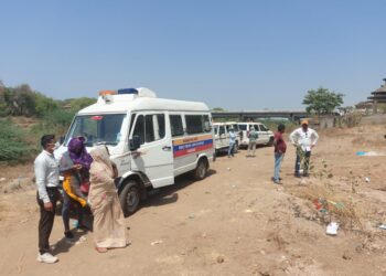 हत्येची तक्रारीनंतर पोलिसांनी उकरले पुरलेल्या प्रेत,महिले ऐवजी निघाला पुरुषाचा मृतदेह