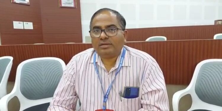 जिल्ह्यात आजपासून बारावीच्या परीक्षांना सुरुवात. पेपरला अर्धा तास अधिक वेळ मिळणार