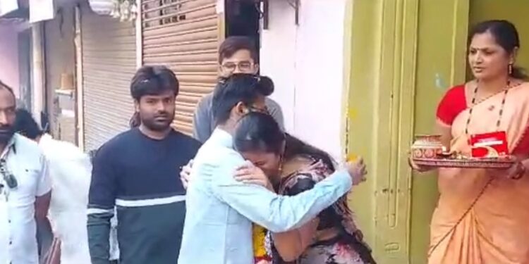 युक्रेनमधून नंदुरबार येथील यशवंत चौधरी आज स्वगृही परतला