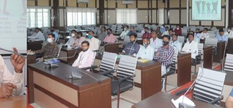 कुपोषीत बालकांच्या पालकांना मनरेगा  अंतर्गत रोजगारा संदर्भात कार्यशाळा उत्साहात