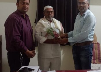 महावितरणच्या कृषी धोरणाचा लाभ घेत जिल्ह्यातील एका शेतकऱ्याने १५ लाखांचे वीजबिल भरून मिळवला थकबाकीमुक्तीचा मान