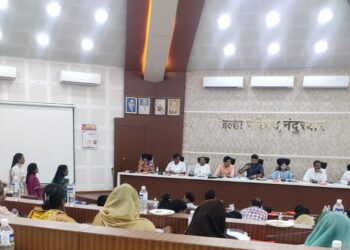 नंदूरबार जिल्हा परिषदेचा २३ कोटी ३१ लाख ५० हजाराचा शिलकी अर्थसंकल्प उपाध्यक्ष ॲड.राम रघुवंशी यांनी केला सादर