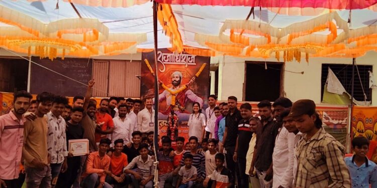 एकता युवक व्यायामशाळा, श्रीराम सेनातर्फे शिवजयंती निमित्त प्रतिामापूजन व रक्तदान शिबीर