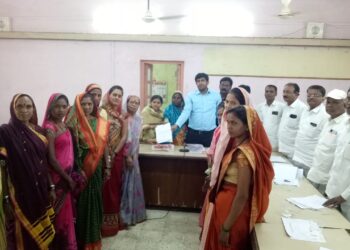 संजय गांधी योजनेतील लाभार्थ्यांना वयाचा दाखला स्थानिक प्राथमिक आरोग्य केंद्रातच उपलब्ध करून द्यावा:पंचायत समितीच्या बैठीकीत सर्वानुमते ठराव मंजूर