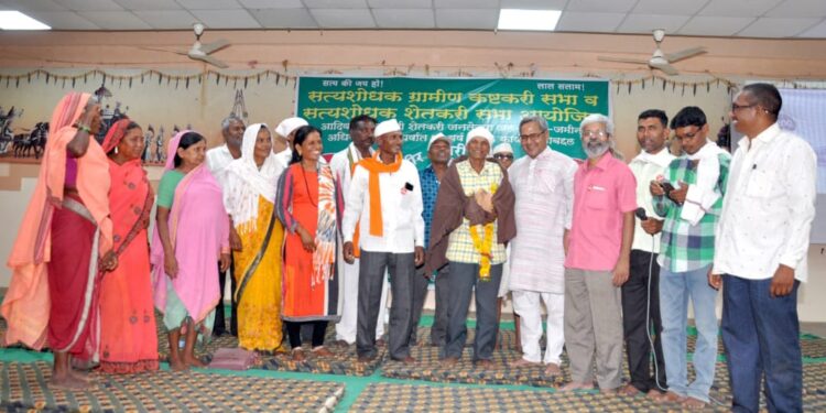 जल, जंगल, जमीनच्या लढ्यात  50 वर्ष यशस्वी काम करणाऱ्या रामसिंग गावित यांच्या जाहीर नागरी सत्कार