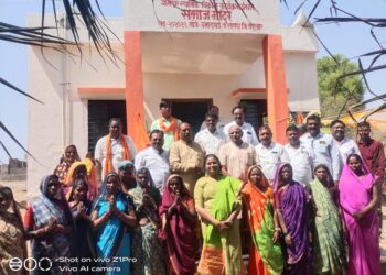 शिक्षण, विकासाच्या प्रवाहात येण्यासाठी शासकीय योजनांचा लाभ घ्यावा : आ.डॉ.विजयकुमार गावित